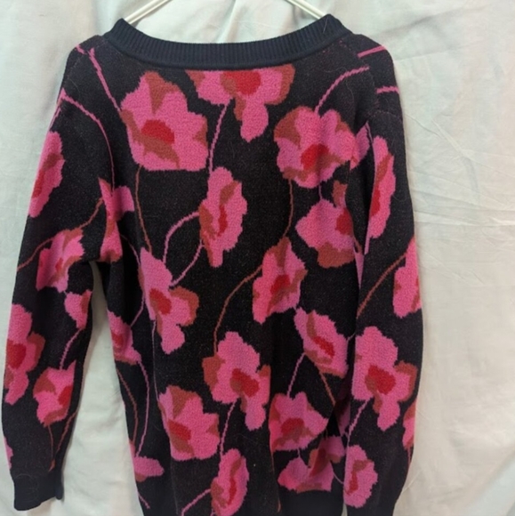 Sweater - Picture 2 of 3